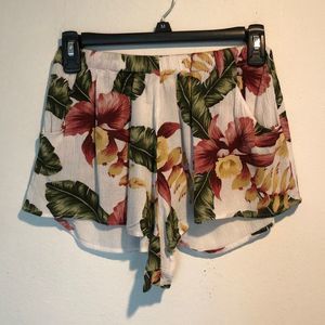 Show Me Your MuMu- Cabana Shorts w/ Pockets- XS